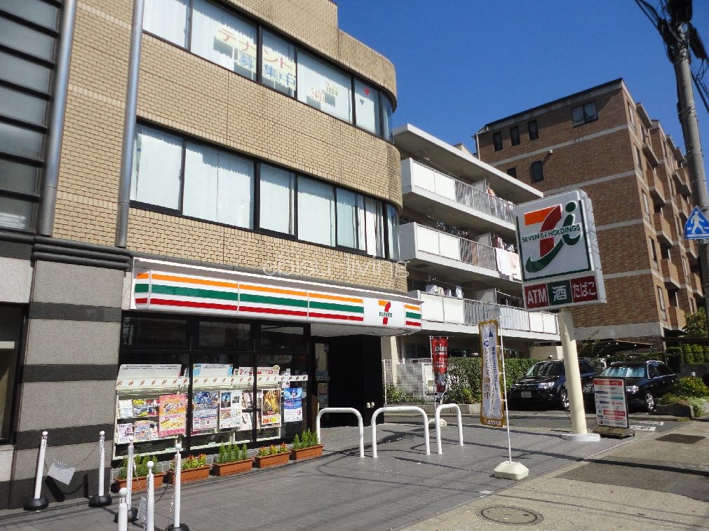 コンビニ　セブンイレブン渋谷東1丁目店（コンビニ）まで124m