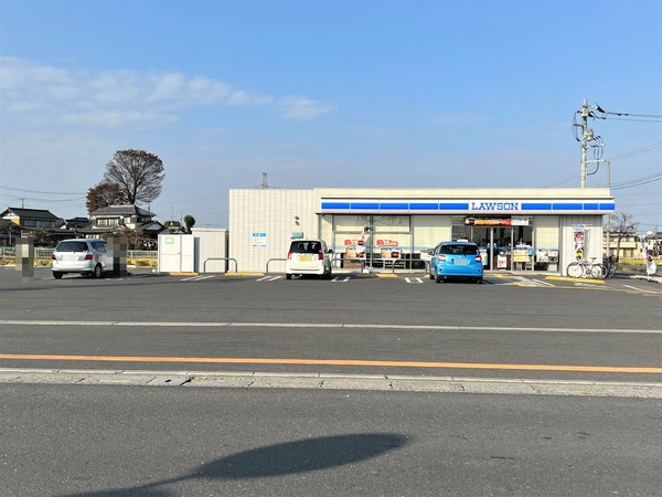 コンビニ　ローソン北春日部駅東口店（コンビニ）まで732m