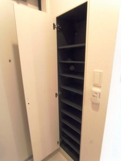 玄関　別号室参考写真です