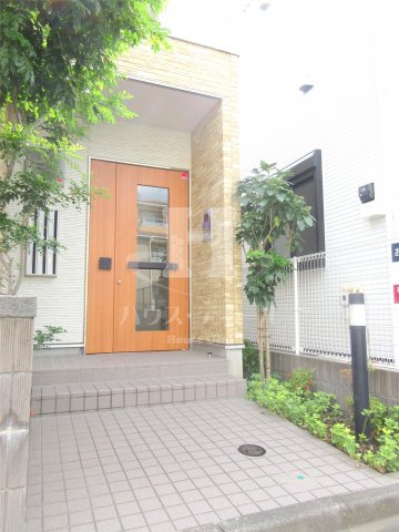 エントランス　毎日通るエントランスはこのようになっています