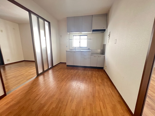 居室・リビング　ゆったり過ごせる居間です