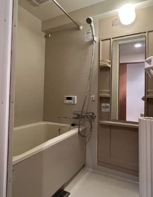 バス・シャワールーム