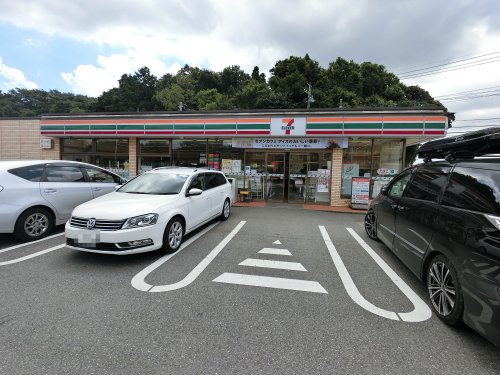 コンビニ　セブン-イレブン 佐倉下志津店（コンビニ）まで134m