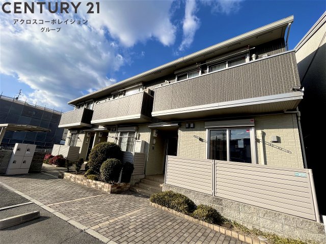 建物外観　宅配BOX付で不在時にも便利！