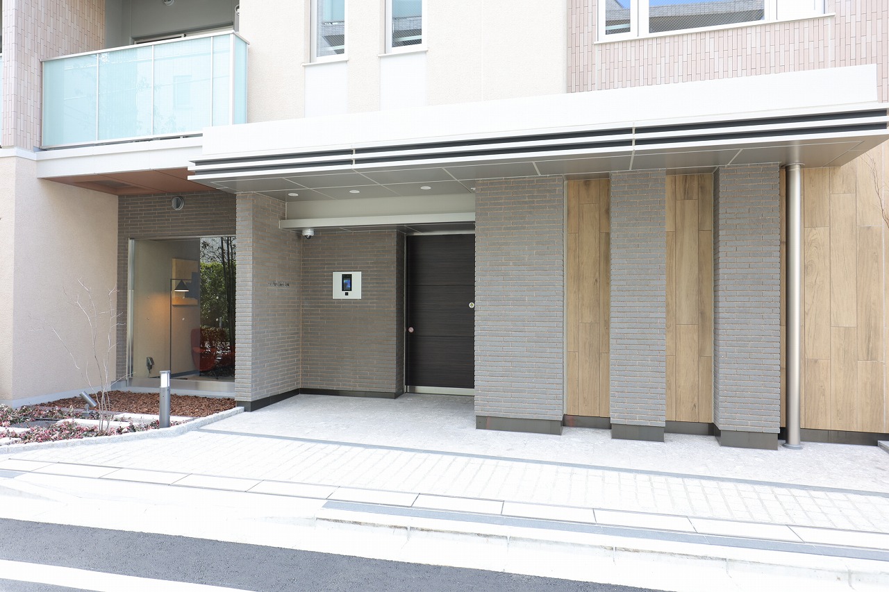 エントランス　エントランス