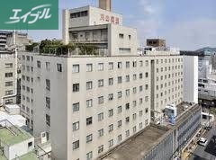 病院　川崎医科大学附属川崎病院（病院）まで374m