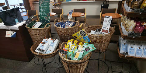 飲食店　タリーズコーヒー市立札幌病院店（飲食店）まで582m