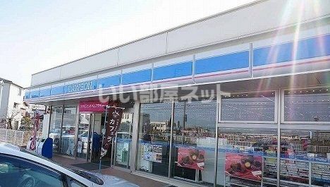 コンビニ　ローソン川越木野目六角店（コンビニ）まで389m