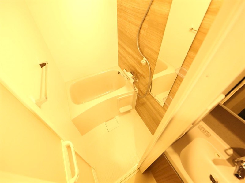 バス・シャワールーム　バスルーム　浴室暖房乾燥機付き