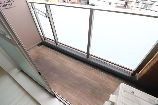 バルコニー　バルコニー