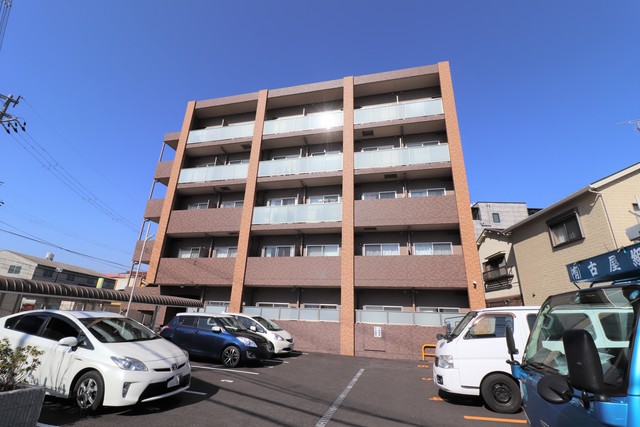 建物外観　美園イーグル