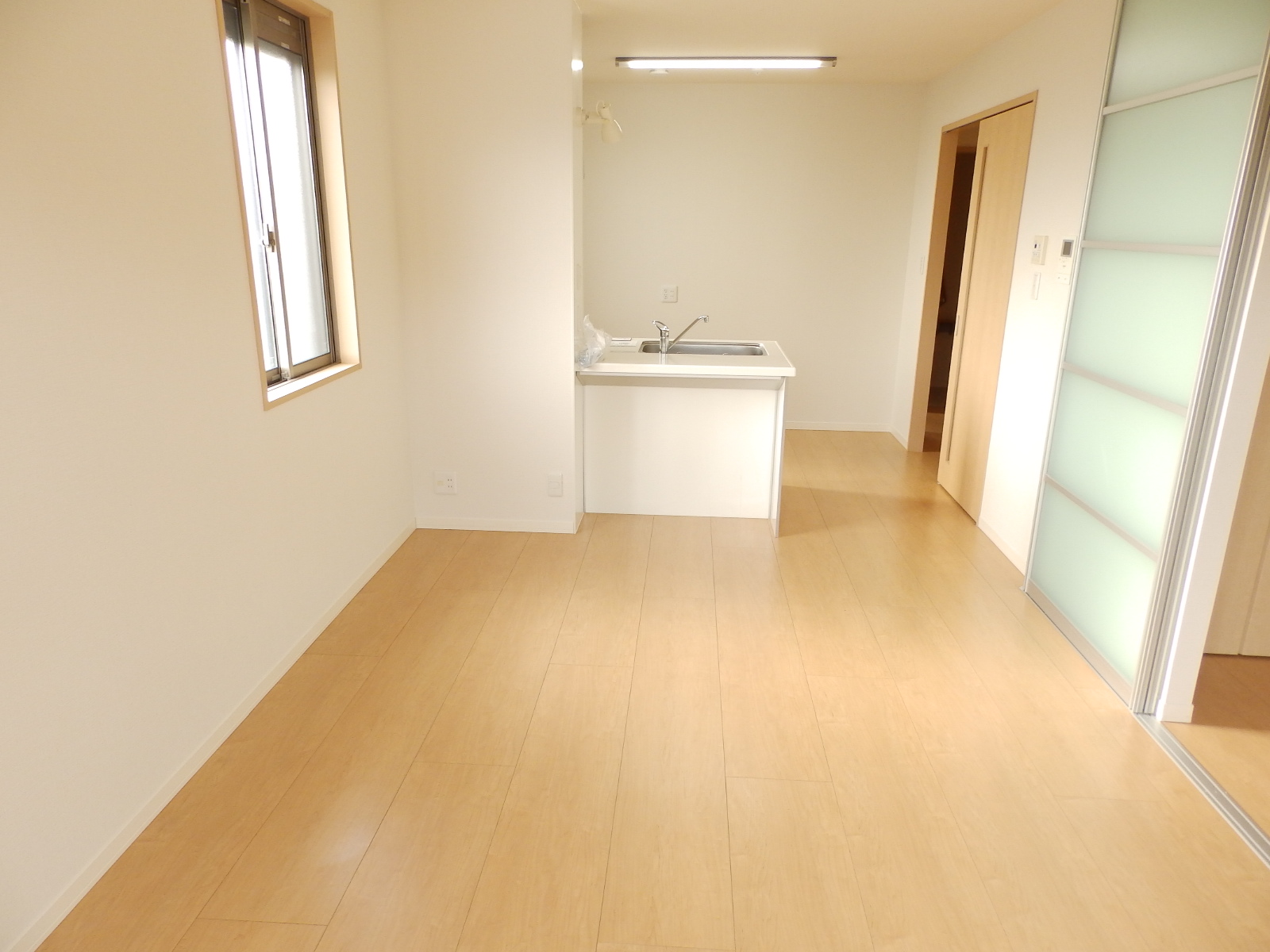 居室・リビング　オールフローリング