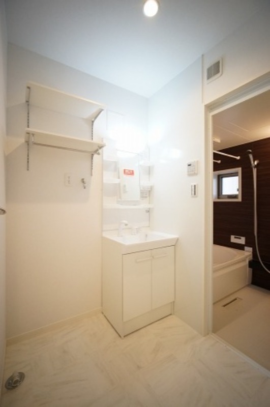 洗面設備　図面と現状に相違がある場合には現状を優先