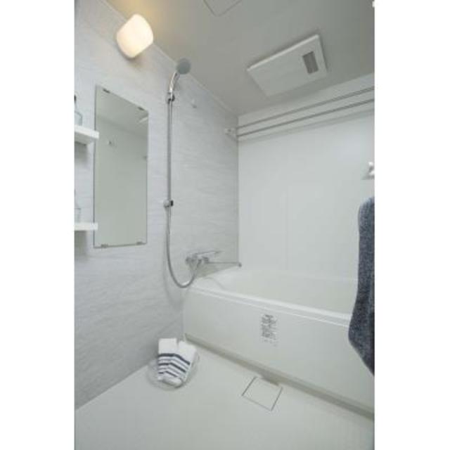 バス・シャワールーム　※写真は同タイプ住戸です。