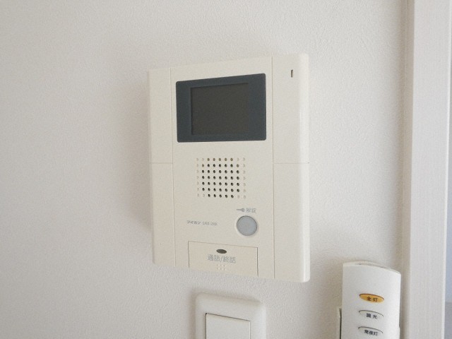 セキュリティ　防犯面に配慮したＴＶモニターホン付きです！