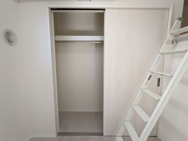 収納　クローゼット