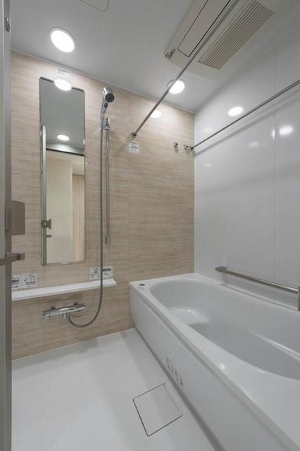 バス・シャワールーム　※写真は同タイプ住戸です。