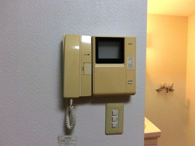 セキュリティ　★安心のＴＶモニターホン付きです★