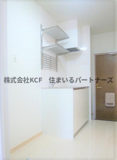 キッチン　コンパクトなキッチンで掃除もラクラク