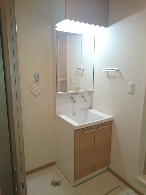 洗面設備　※こちらの写真は他部屋参考写真です