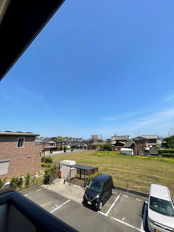 眺望　目の前が開けているので、よく陽が入ります！