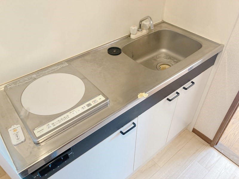 キッチン　※参考写真　反転タイプ