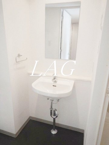 洗面設備　洗面台です。