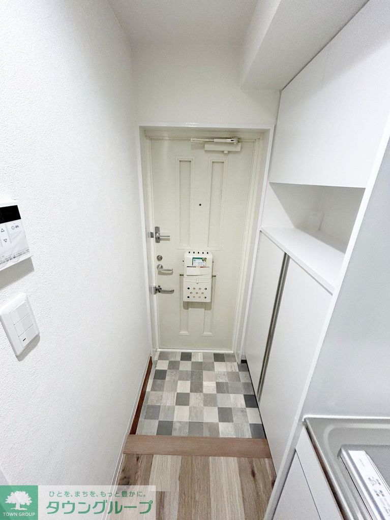 玄関　★鶴間駅徒歩12分★