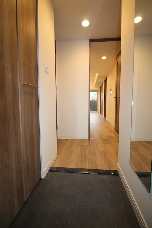 玄関　★見学予約受付中★