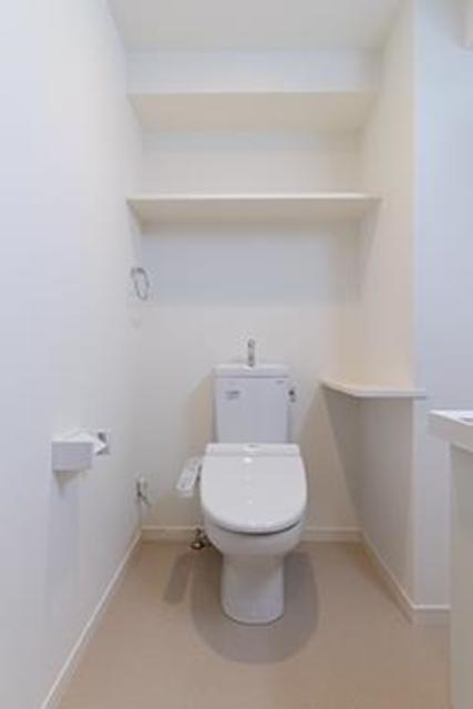 トイレ　グランジュエ本所