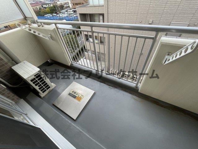 バルコニー　※別号室参考写真になります。