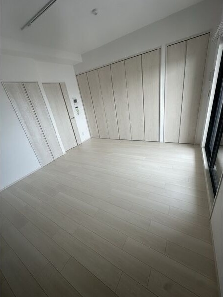 居室・リビング　シャワー付トイレ