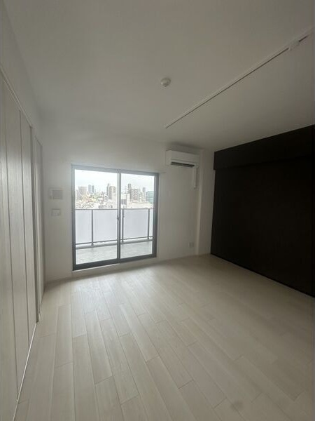 居室・リビング　バス