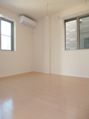 その他部屋・スペース　★キレイなフローリングのお部屋です★