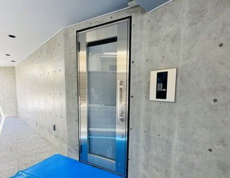 エントランス　エントランス