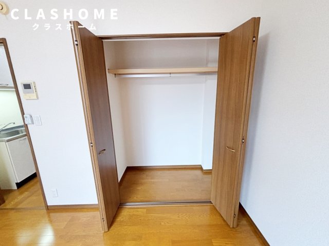 収納　同物件の別部屋になります。