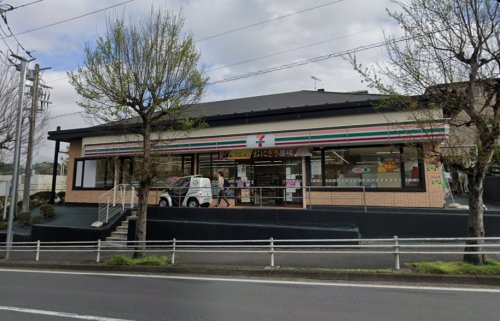 コンビニ　セブンイレブン 横浜戸塚名瀬町店（コンビニ）まで607m