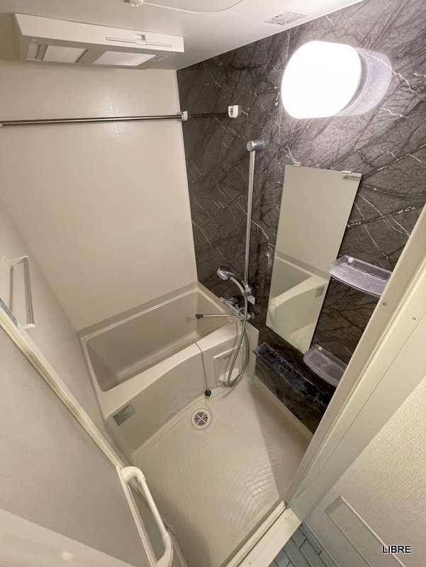 バス・シャワールーム　※同物件、別のお部屋のイメージ写真です！