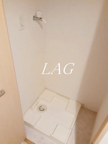 その他設備　室内洗濯機置き場です