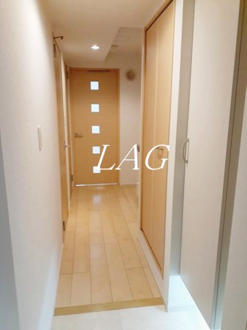 玄関　玄関です。