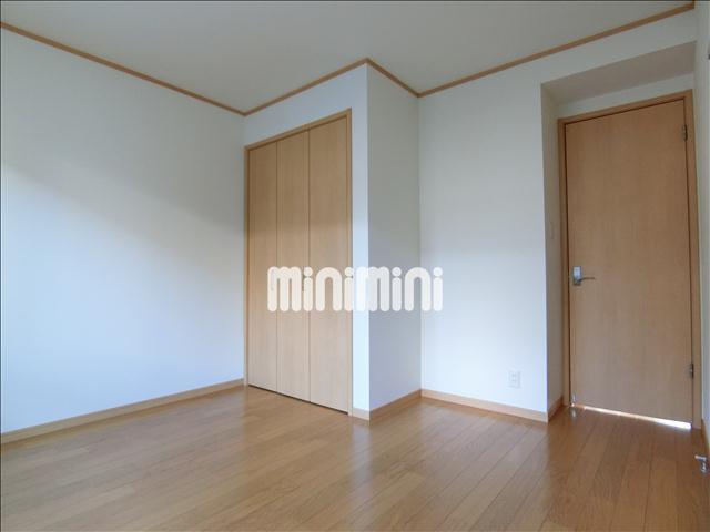 その他　５．８帖の洋室です。