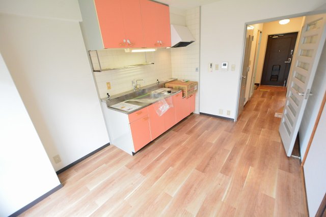 居室・リビング　明るいリビングです♪