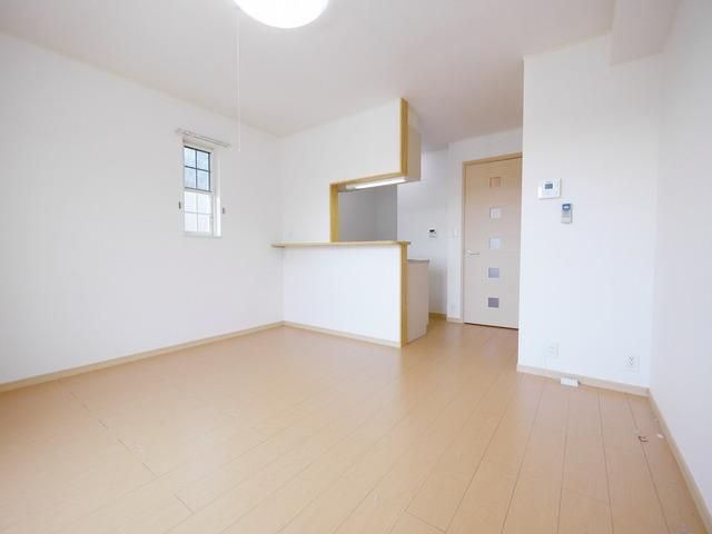 居室・リビング　同施工会社物件写真☆