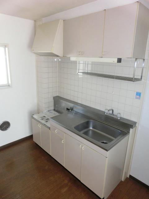 キッチン　キッチン窓有り