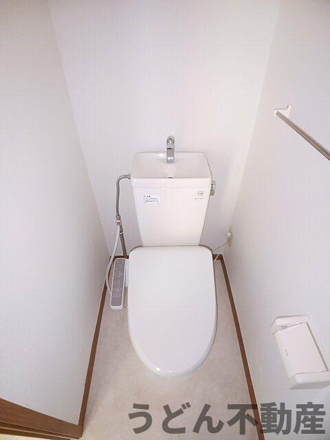 トイレ　うどん県のお部屋探しはうどん不動産へ うどんちゃんとLINE