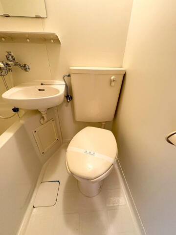 トイレ　同タイプ参考写真