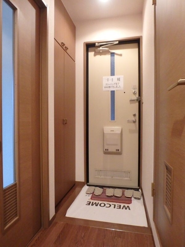 玄関　図面と現状に相違がある場合には現状を優先