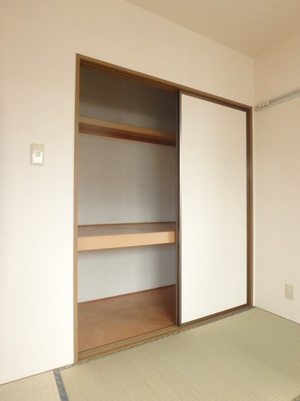 収納　図面と現状に相違がある場合には現状を優先