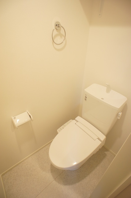 トイレ　ウオッシュレット