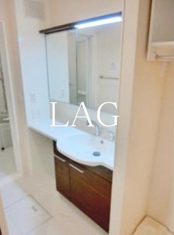 洗面設備　洗面台です。